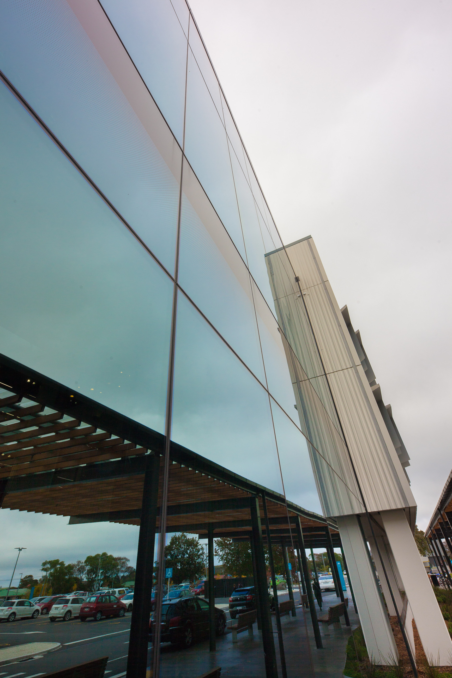 Glass window wall building at Burwood Hospital